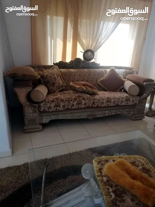 طقم كنب تقيل