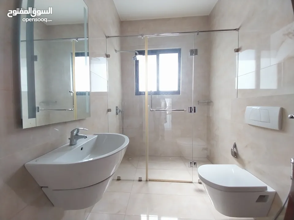 شقة للايجار في الدوار الرابع  ( Property 36778 )-175064163
