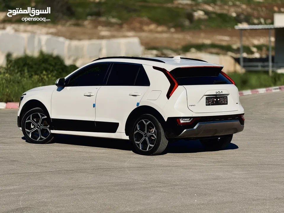 كيا نيرو هايبرد 2022  موديل وترخيص 22  Kia niro 2022