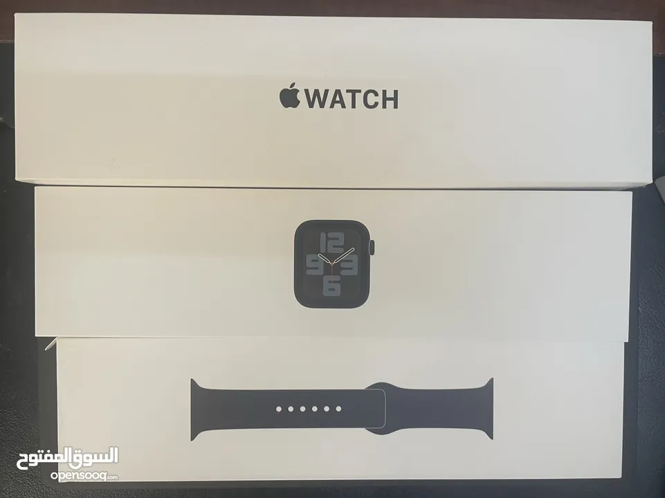Apple Watch SE 2022 for sale .. للبيع ساعة ابل اس اي 2022
