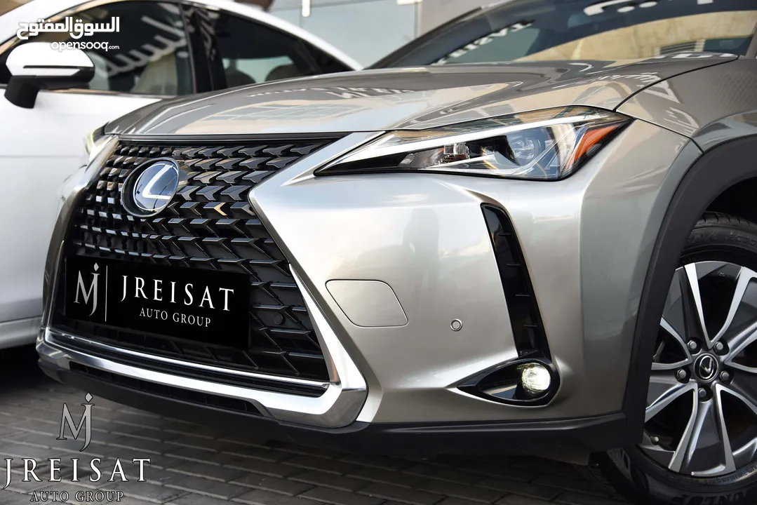 لكزس UX300e كهربائية بالكامل 2022 Lexus UX300e