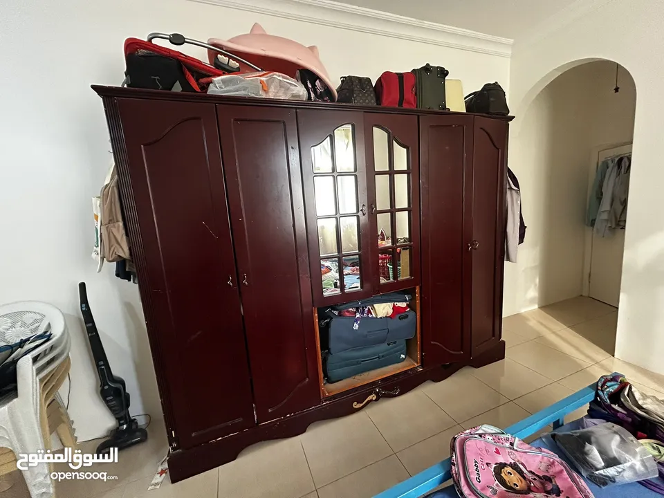 Strong 6 door cupboard