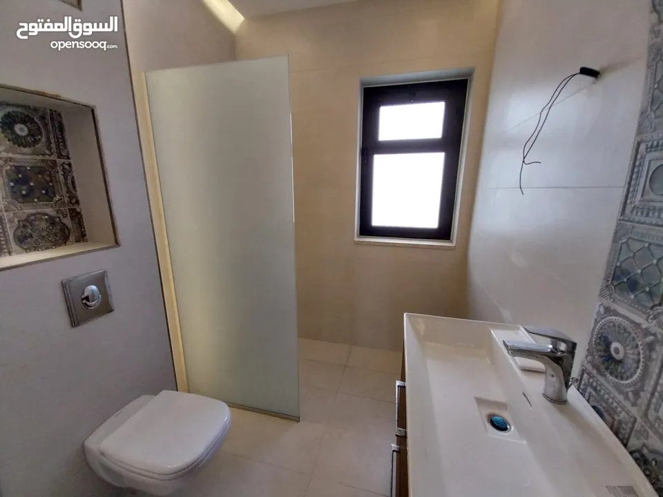 شقة غير مفروشة للإيجار ( Property 38692 ) سنوي فقط