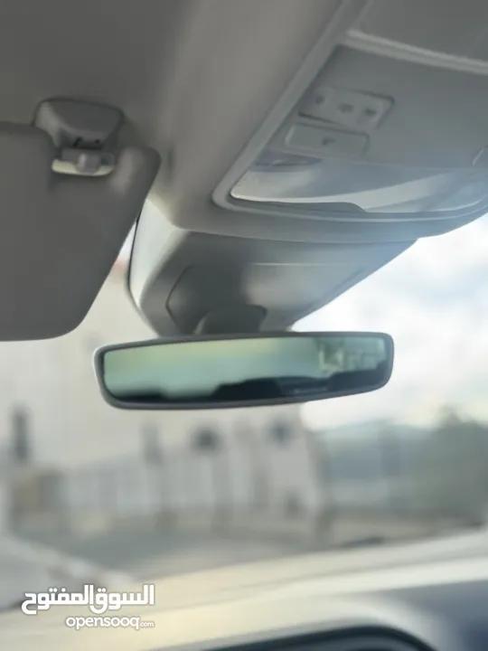 سيات ليون 18/19سيارة بحالة الوكالة شركةاصل الماني  1200 جير عادي فل إضافات عدا الفتحة  سعر مميز كاش