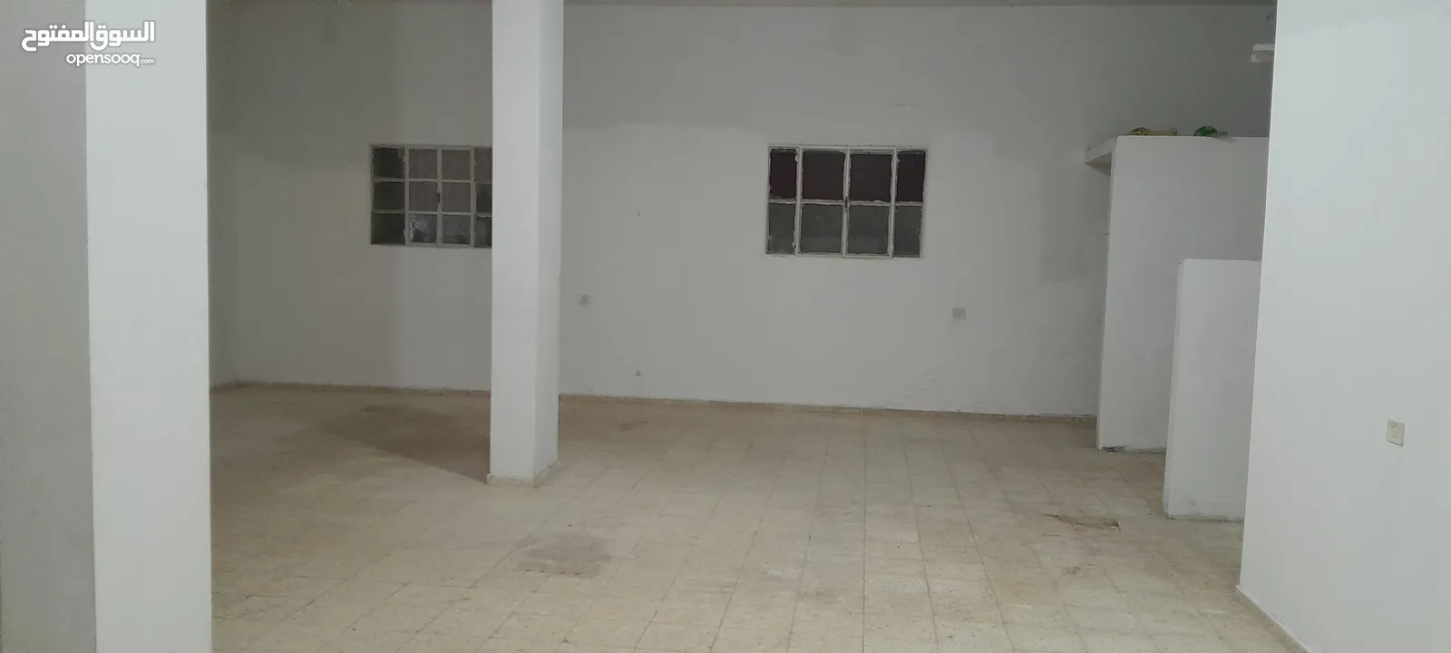 مخازن للايجارر