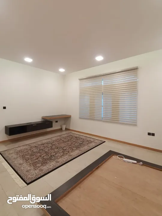 For Rent 4 Bhk +1 Furnished  Villa In Boucher   للإيجار 4 غرف نوم + 1 فيلا مفروشة في بوشر