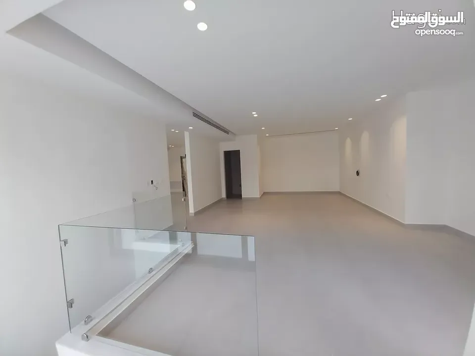 شقة للبيع في عبدون  ( Property ID : 32402 )