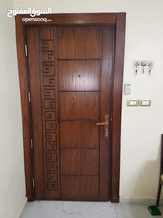 نجار متنقل معلم بأعمال النجارة الخشبية تفصيل تصميم صيانة بأفضل الأسعار في الاردن