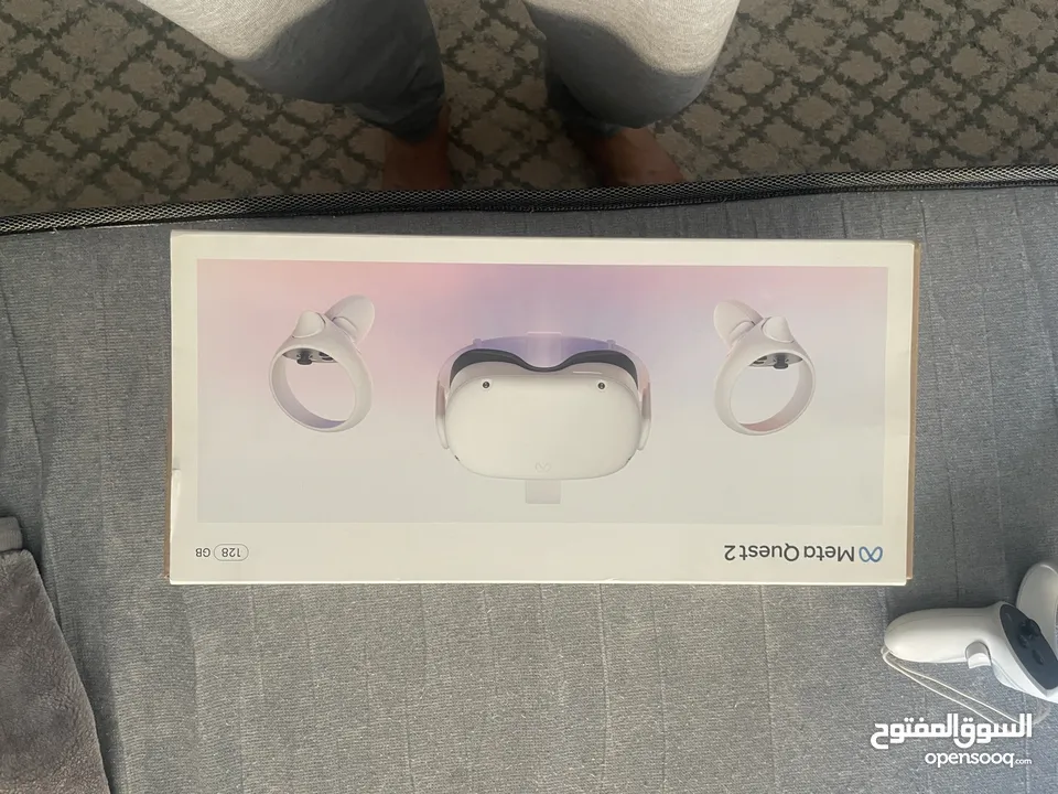 Vr oculus quest 2 للبيع بحالة الوكالة اخو الجديد