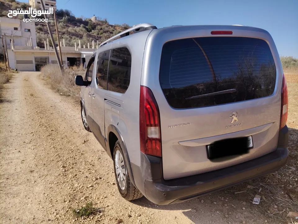 بيجو ريفتر 2020 عداد110 6+1