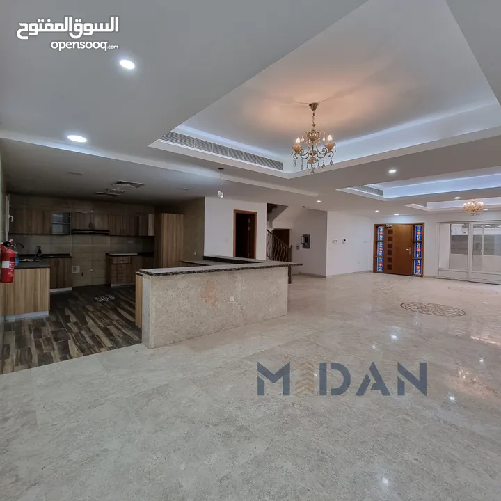 Beautiful 5BR Complex Villa for Rent in Bosher Al Muna
