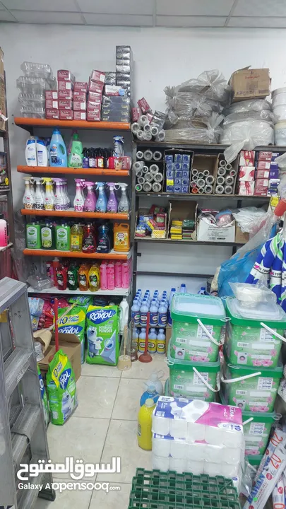 محل تجاري بابين للبيع خلو مع البضاعة