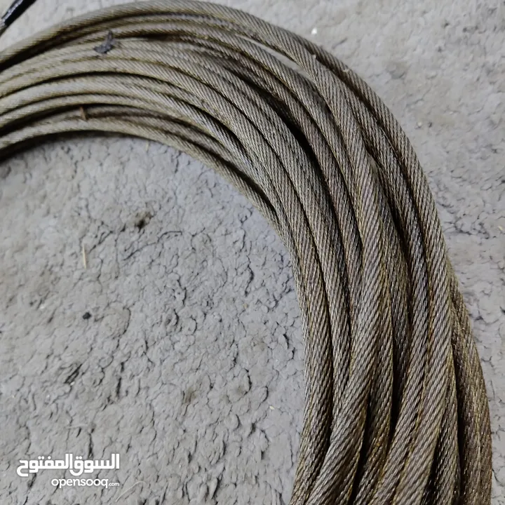 مقص بلاط  وعدة بناء وآليات للبيع