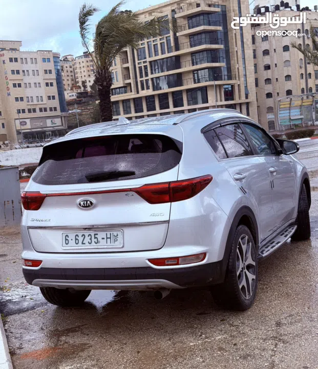 كيا سبورتاج 2017 جي تي لاين 4*4 فل اضافات فحص نخب (ممتاز ) بسعر حرررق