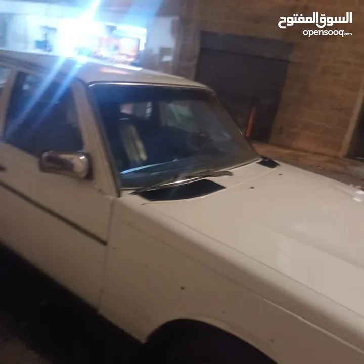 سيارة مرسيدس 200 للبيع بحالة جيدة