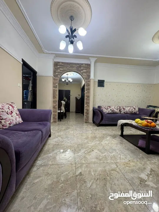 شقة الأحلام بمساحة 170م - موقع استراتيجي عند شارع القدس وتهوية ممتازة!