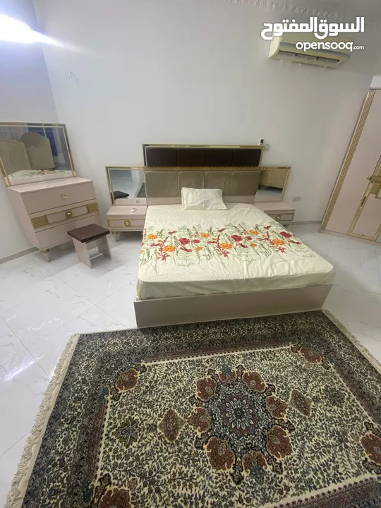 استوديو كبير بالعذيبة مفروش Large studio in Azaiba furnished