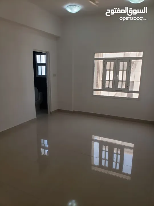 شقة غرفة و صالة للإيجار في الخوض - Flat 1BHK for rent in Al Khoudh