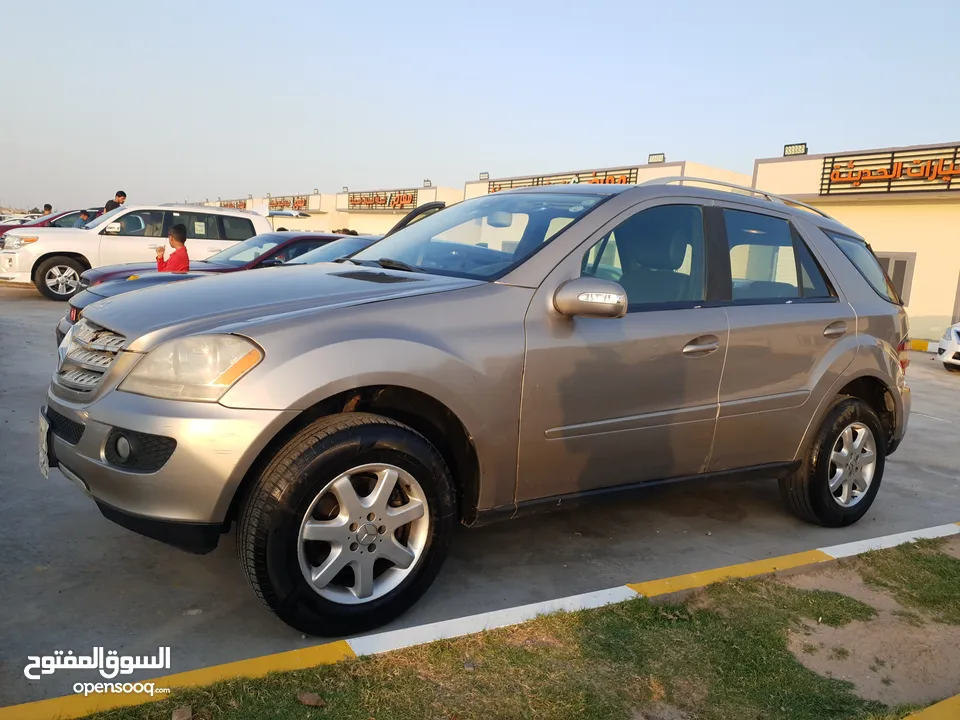 مارسدس ML350  موديل 2007 بسعر مناسب