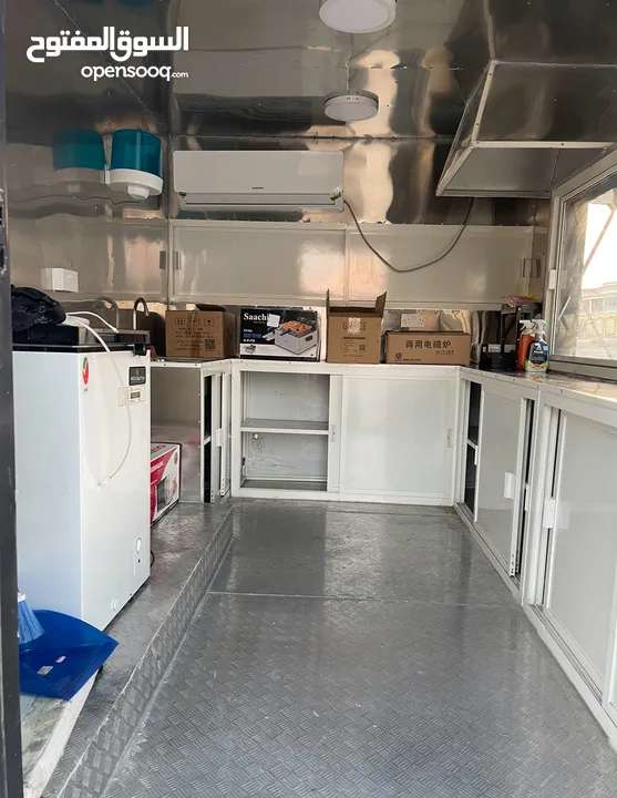"Mobile Culinary Dreams: Food Truck for Sale" فود تراك للبيع بحاله ممتازه