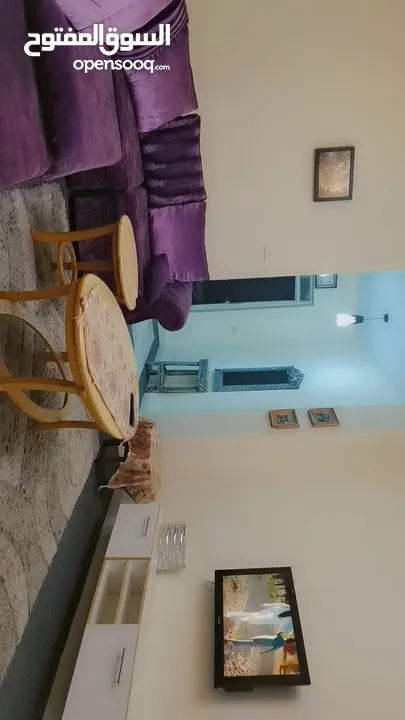 شقه مفروشه ضاحيه الامير حسن طابق ثاني