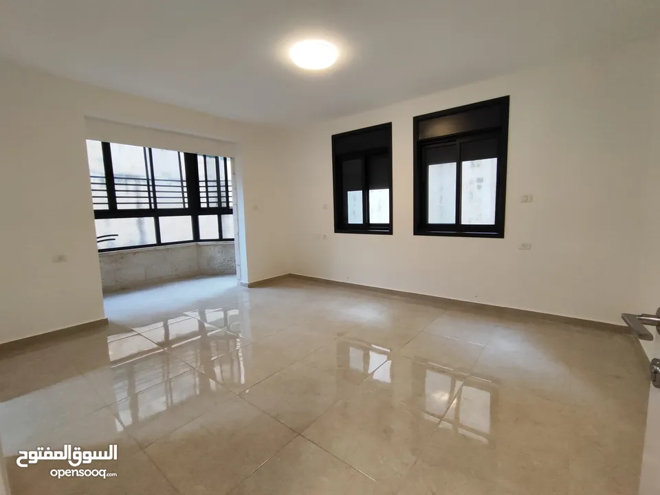 New unfurnished apartment for rent in Ramallah, Al-Tira