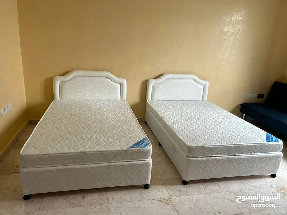 New deewan bed with mattress on wholesale price. Delivery extra charges according to the location.