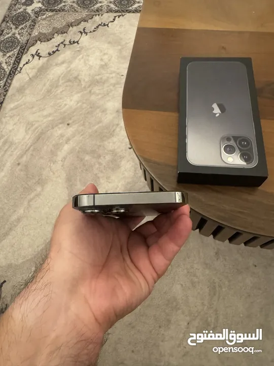 iPhone 13 Pro Max 256 gg gray بحاله ممتازه جدا