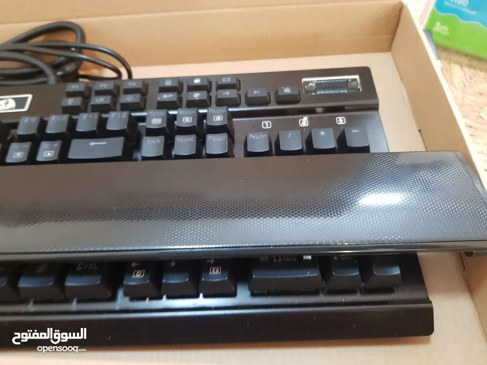 مجموعة كيبوردات ميكانيكال جيمنج ومكتبي بروفيشينال أصلي