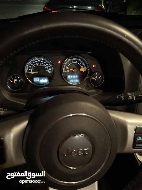 مستعمل بحالة شبه جديدة Jeep Compass Limited 2016