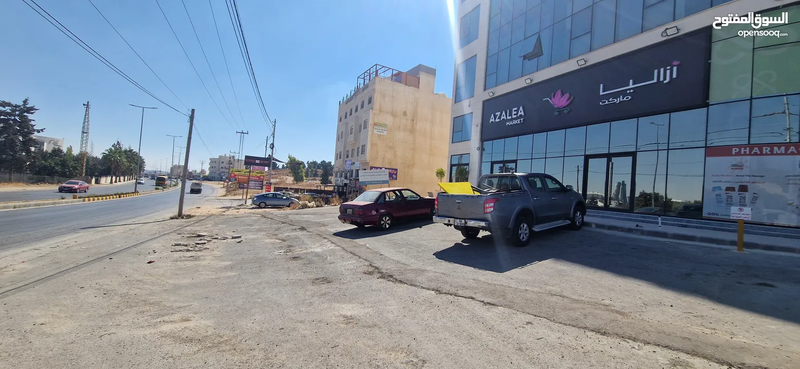 سوبر ماركت فخم جديد و مجهز بالكامل (ملحمة+ديلي+خضار و فواكه) مول