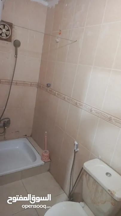 شقة غير مفروشة للايجار