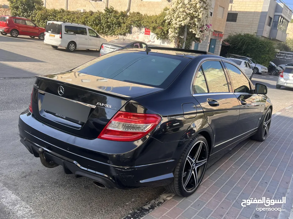مرسيدس C300 2009
