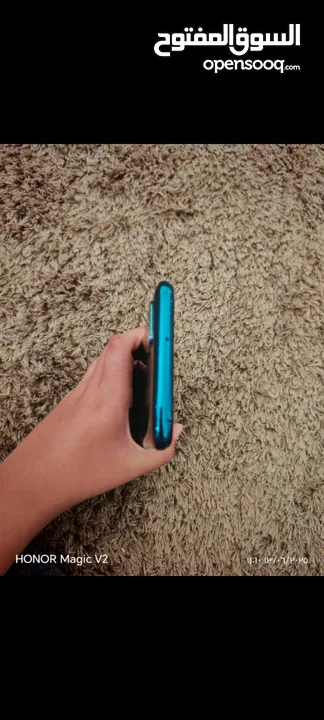 هواوي نوفا 7i مستخدم بحاله ممتازه.