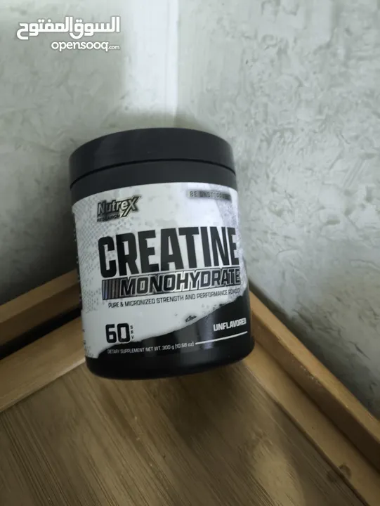كرياتين مونوهايدرات ماركه عالميه وزن الماده 300غرام صافي  بدون نكهات تاريخ طويل الامد