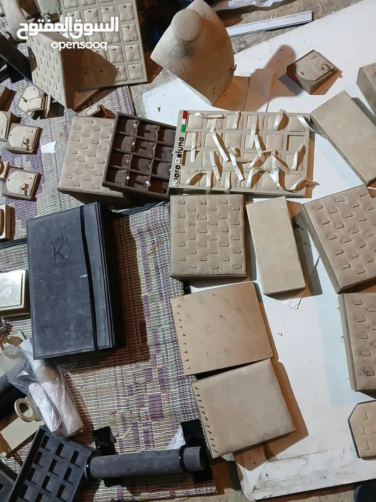 استاندات عرض اكسسوارات ديكور محل فضه