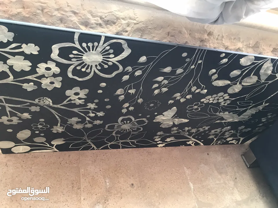 زجاج سوكريت مزخرف حراري 10 ملم ولا خدش بحال الوكالة 100/100