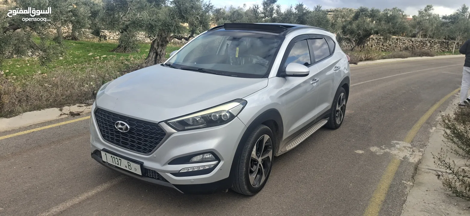 جيب هواندي توسان موديل 2016-ماتور 2000ديزل فل فل اضافات مع فتحة سقف بنوراما الجيب فحص شركة ونخب