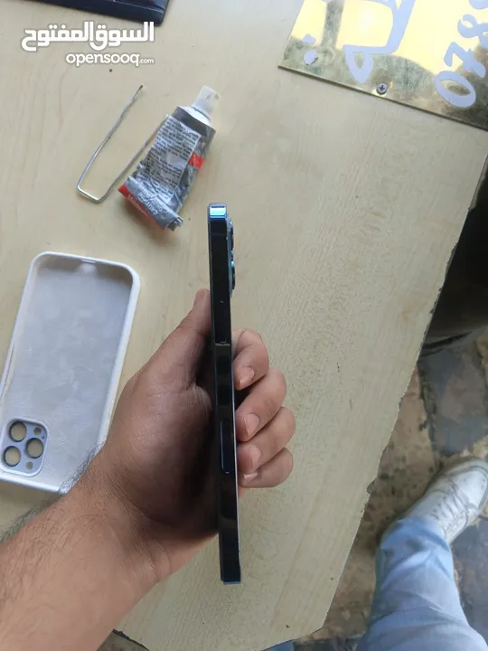 ايفون 12 برو ماكس للبيع