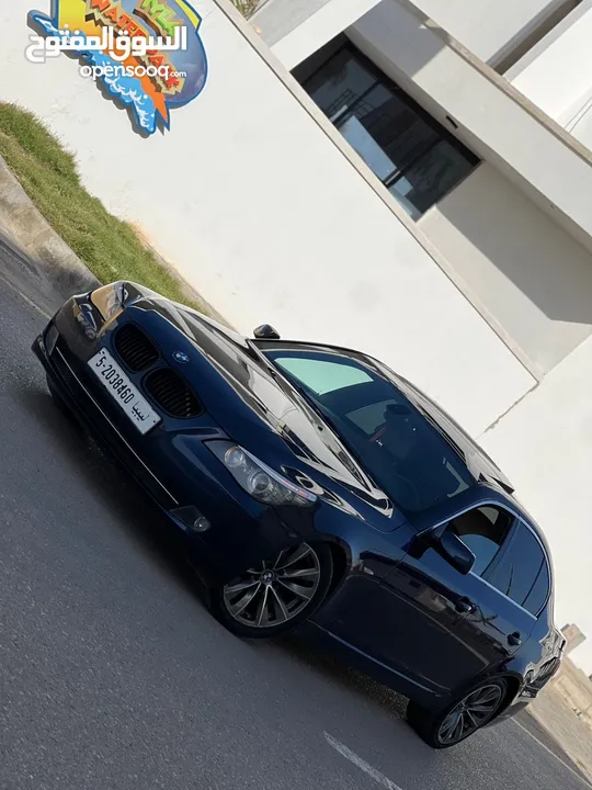 BMW E60 550i