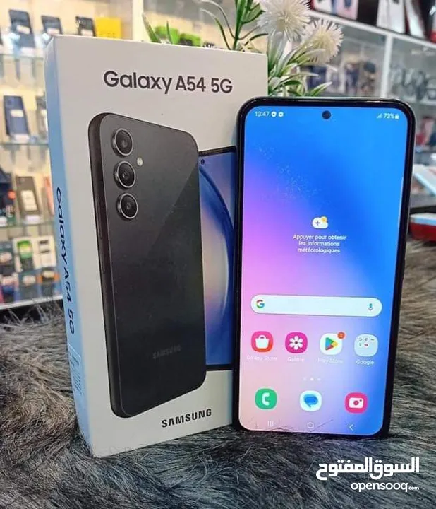 مستعمل اخو الجديد Samsung A54 5G رام 16 جيجا 256 أغراضة والكرتونه الأصلية متوفر توصيل