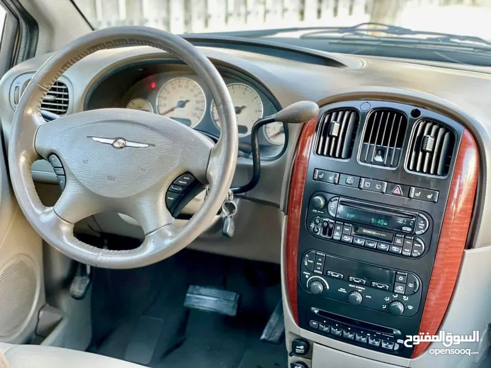 كرايسلر جراند فوياجر بحالة الوكالة وارد الشركة chrysler grand voyager (2007) قابل للبدل