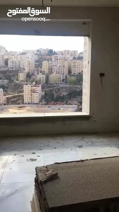 شقة جاهزة  للبيع في منطقة عين مصباح بالقرب من جامعة القدس المفتوحة, مساحة 170 متر مربع باطلالة غربية