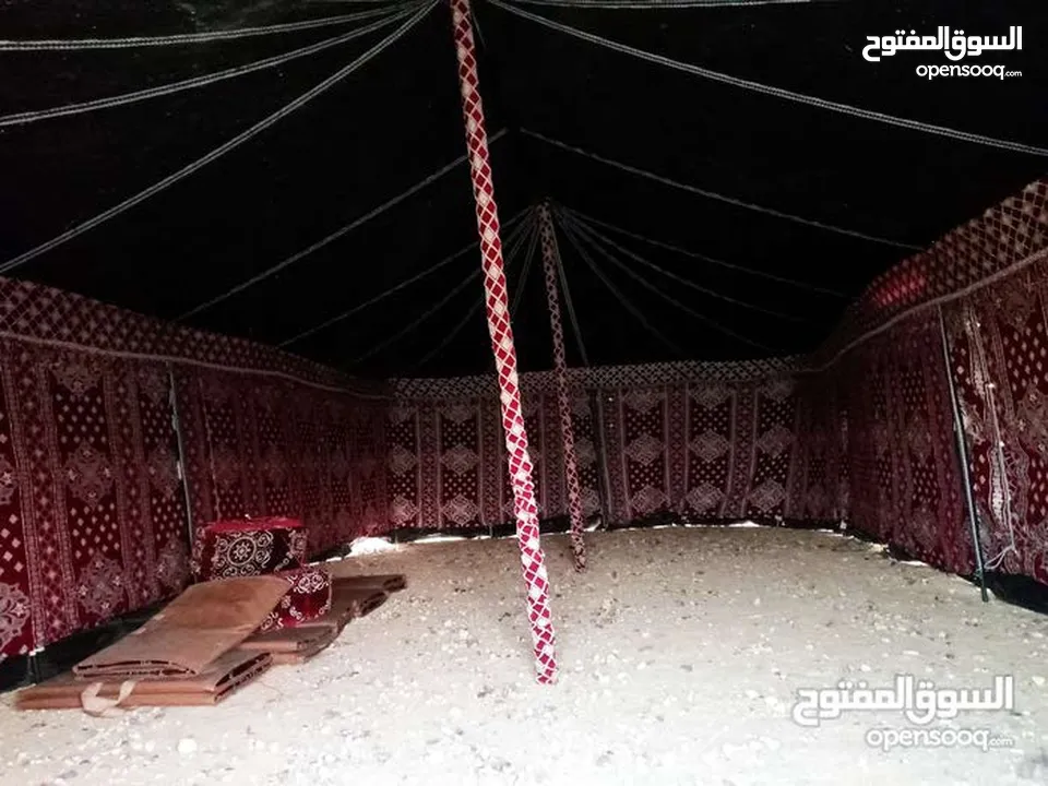 خيم شعر تراثيه  حجم 8م×4م يوجد أحجام أخرى حسب الطلب  الخيم جديده ولا يوجد  مستعمله