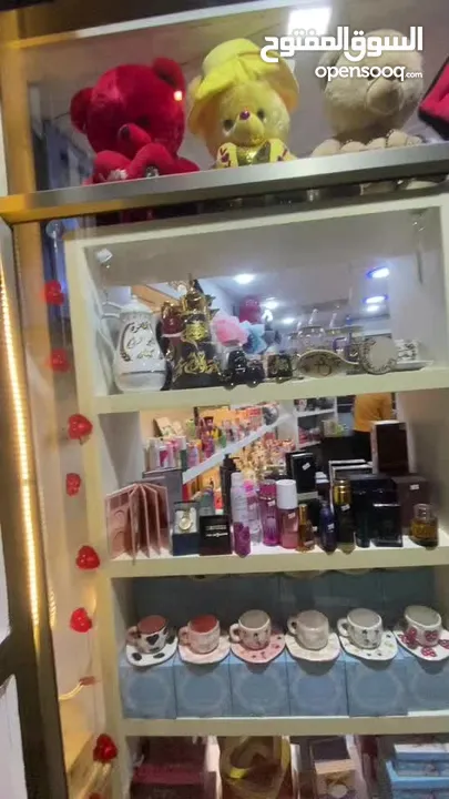 رفوف مفتوحين من الجلين للبيع