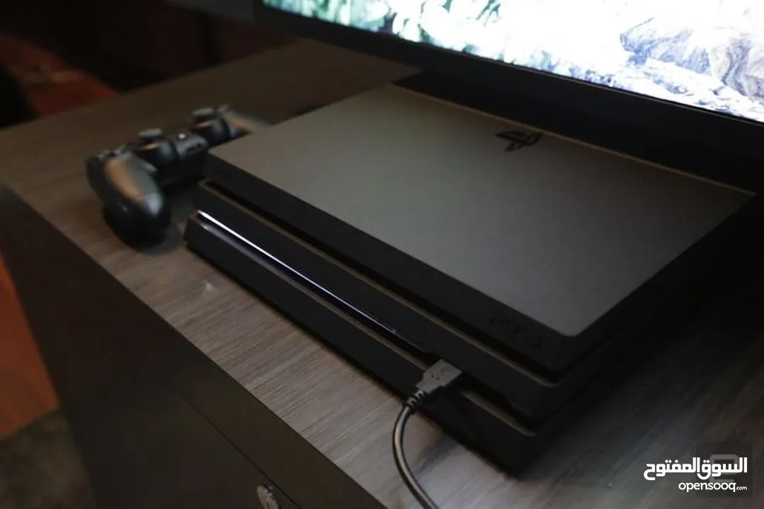 Ps4 pro بلي ستيشن فور برو