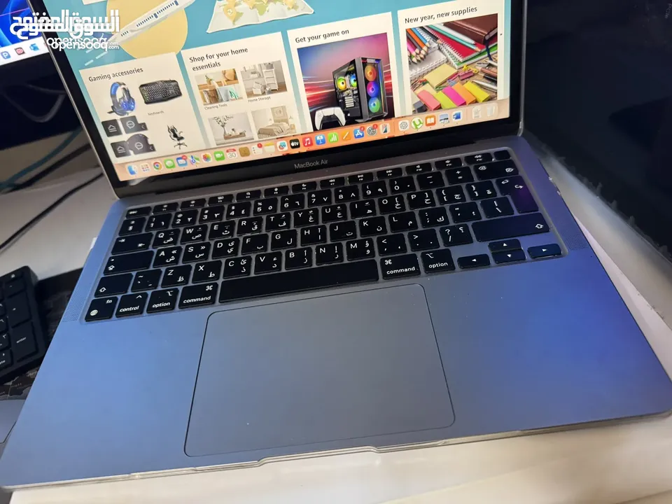 MACBOOK AIR - M1 بحالة ممتازة - مع جميع ملحقاته - 51 دورة شحن فقط