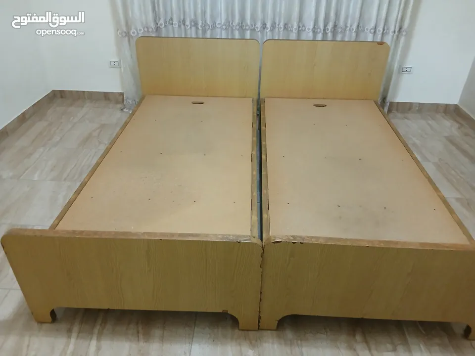 سرير نوم مستعمل