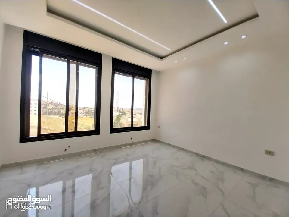 شقة للبيع في دير غبار  ( Property ID : 32884 )