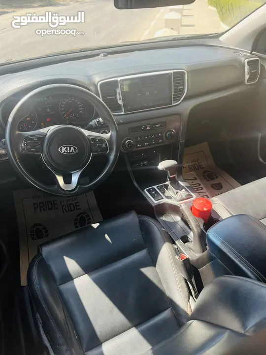 كيا سبورتاج للبيع فحص نخب  مش ناقصه ولا اشي  عداد قليل  امكانية البيع دفعة وشيكات